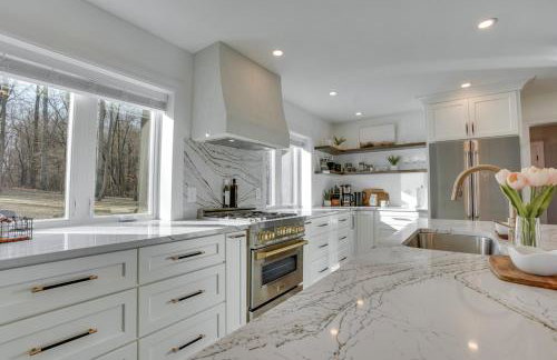 Zook Manor with Hot tub Firepit and Game Room - Foto 2