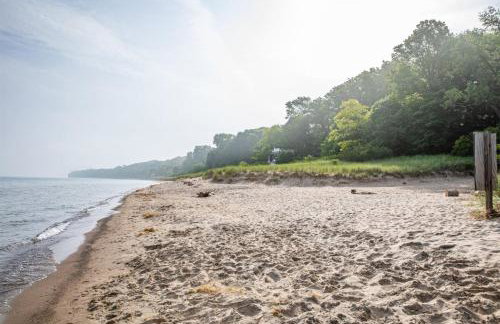 Seaglass Lakeshore Cottage - Foto 4