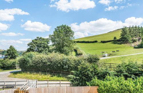 Hill View Lodge - Photo 27