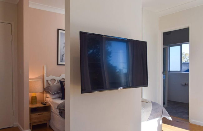 Sun-drenched 1 Bed Studio Apartment In Newtown - Foto 7