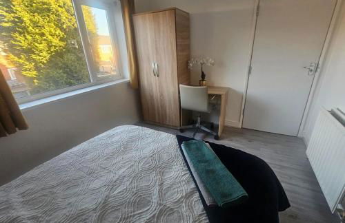 Bright 3-Bed Home away from home - Foto 2