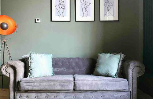 Grand Apartment on HOE/BARBICAN Allocated PARKING! - Foto 14