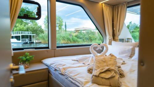 Dein schwimmendes Luxboot in Templin - Foto 3