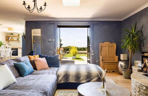 Luxurious Complex: 2 barns together edge of Frome - Photo 8