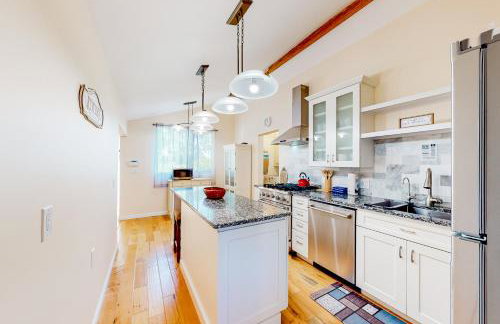 Centrally Located! Dog-Friendly San Rafael Home - Foto 11