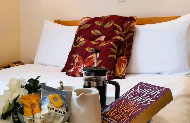 The Victorian Barn self catering holidays with pool & hot tubs - Photo 66