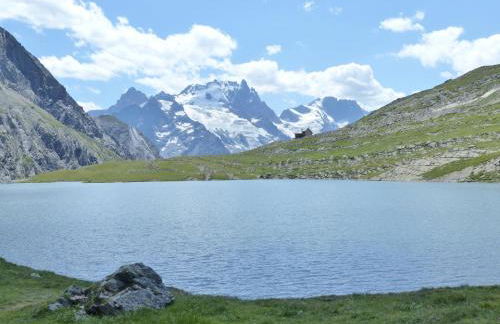 Tranquillité et authenticité au pied des Ecrins - Photo 12
