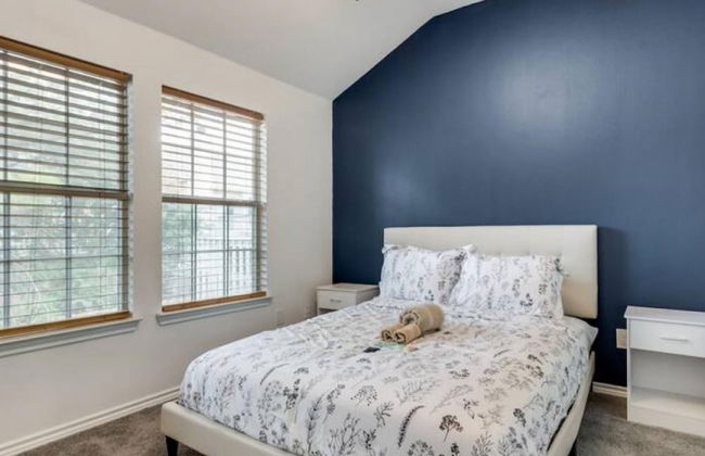 Family Business Retreat King Bed Top Amenities - Foto 10