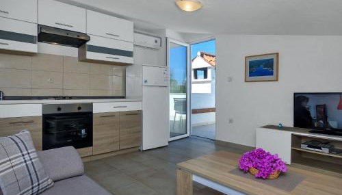 Apartment Cico-9 by Interhome - Foto 2
