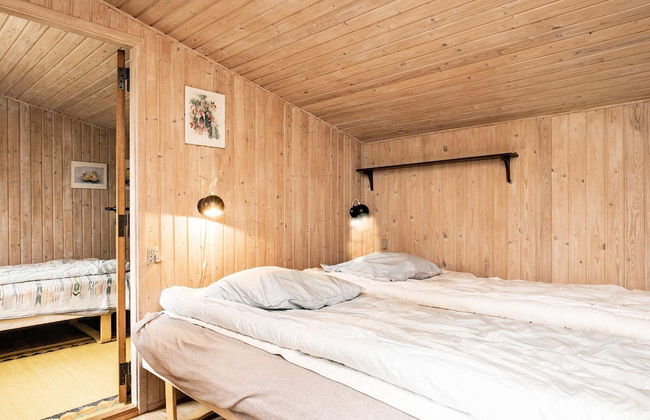 4 Person Holiday Home in Martofte - Photo 3