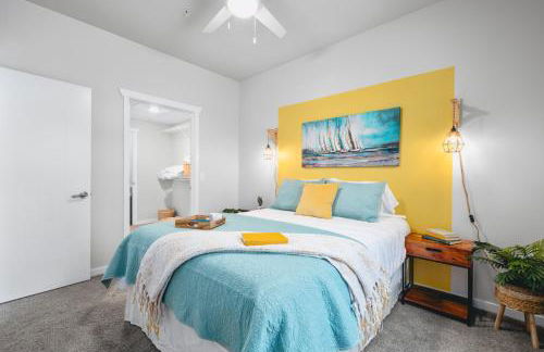 NEW Shoreline 401 2BR Condo Near Downtown and Bay - Foto 15