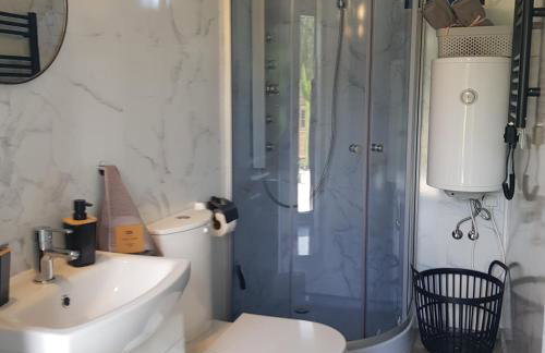 DOMKI POD DĘBAMI , Radawa - Foto 6