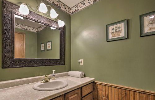 Lakefront Escape with Fishing Pier and Snowmobiling! - Foto 31