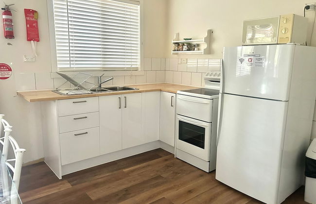 The Black Sparrow - Photo 28