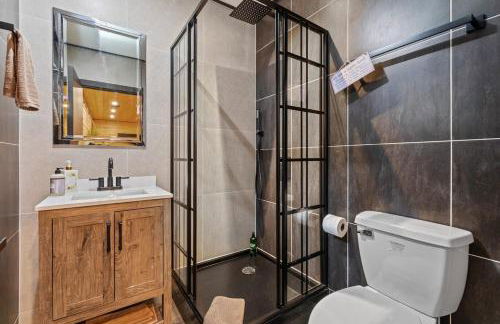 Pocono River front Home near Camelback Resort - Foto 72