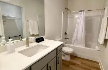 Papillion The White Pine Modern Spacious with Garage - Foto 16