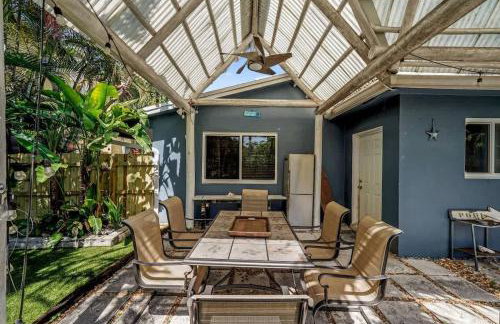 Peacock Villa 2 by Dream Vacation - Foto 37