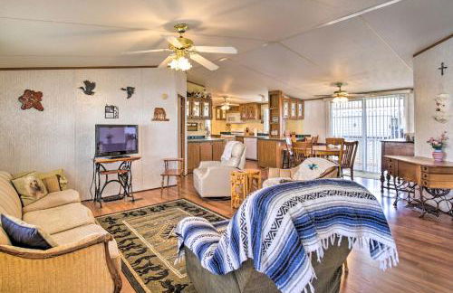 Cozy Yuma Retreat with Furnished Patio and Grill! - Foto 3