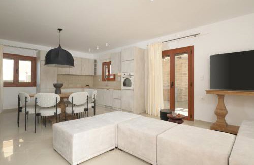 Jasmine Villa, with Heated Pool & Curated Design, By ThinkVilla - Foto 30