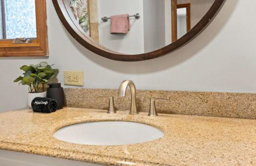 Near Ithaca!Hot Tub! LRG Home!Sleeps 14! Dogs ok! - Foto 40