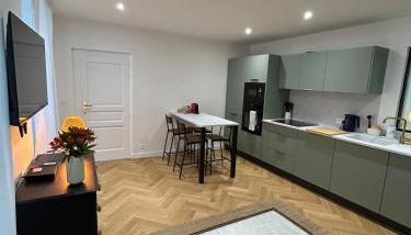 Le Saint Louis, 5 minutes walking from castle - Foto 3