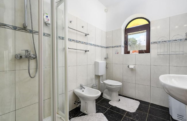 Spacious Holiday Home in Visnjan With Private Pool - Foto 12