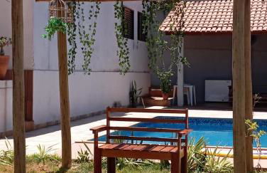 Casa 03 quartos com piscina - Foto 1