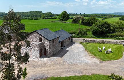 Argoed Barn and Vineyard - Foto 1