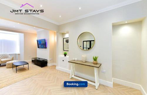 premium Offer for Extended Stays by JMT Stays l Swansea Short Lets and Serviced l With Private Parking - Foto 12