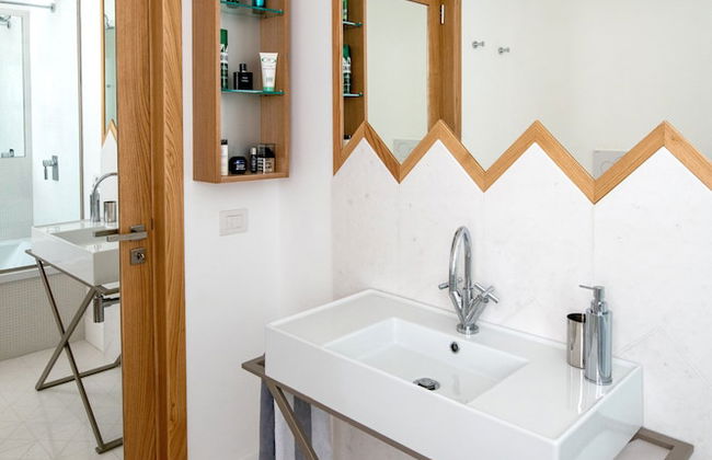 Luxury Apartment with Penthouse and Pool - Photo 31