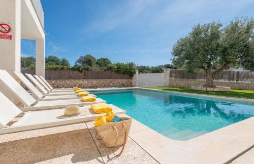 STUNNING VILLA MARIANELLA, CASA GRIS, POOL, BBQ, AC, FREE WiFi - Foto 10