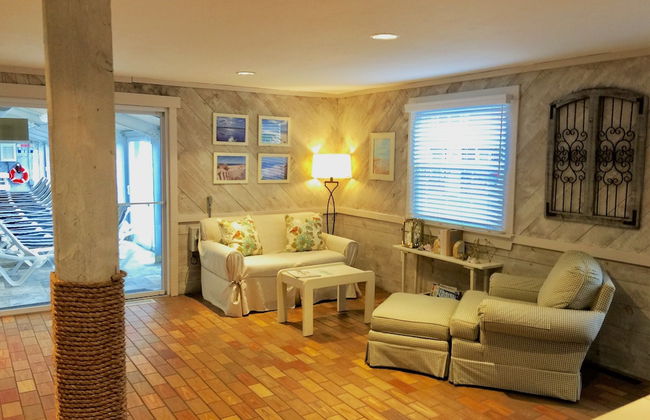 Cape Winds Resort - Photo 24