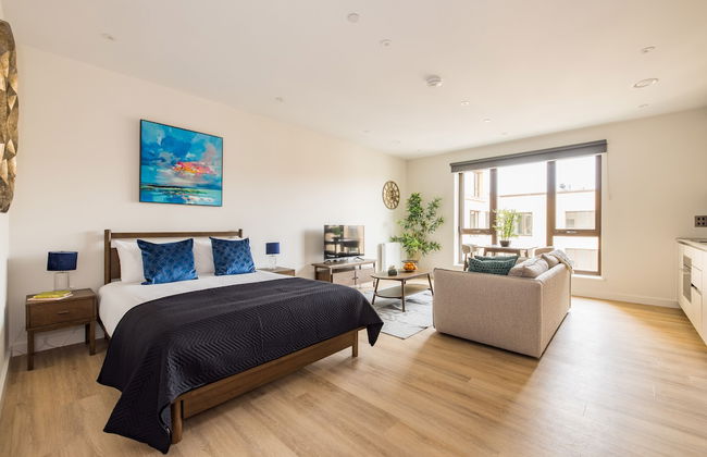 London Greenford by Charles Hope - Foto 9