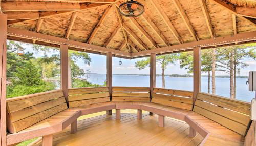 Gilbert Lakefront Retreat with Private Dock! - Foto 2