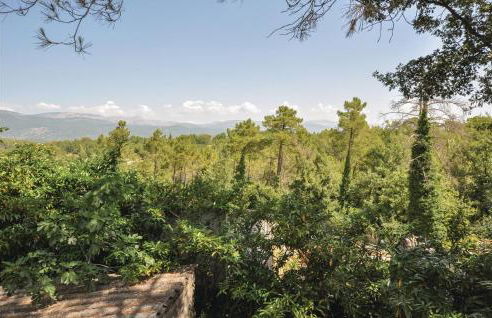 Beautiful Home In St Paul En Foret - Foto 16