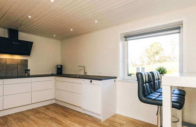 4 Person Holiday Home in Ostervra - Foto 16