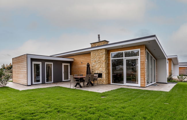 3 bedroom House in Bemelen with swimming pool and garden - Photo 1