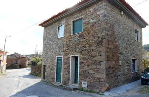 Casinha de Nogueirinha - Foto 1