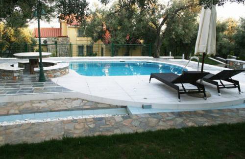 Tranquil Haven with Private Pool - Foto 18
