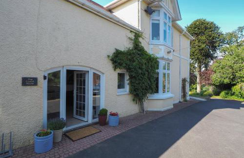 The Coach House Newcastle Emlyn - Photo 14