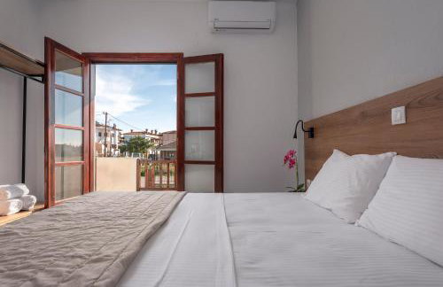 Eleon Suites & Apartments - Photo 6