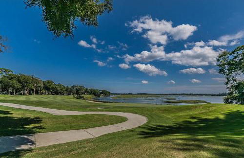 New Listing! Water Views with Short Walk to Dataw Clubhouse and Pool - Sleeps 6 - Foto 35