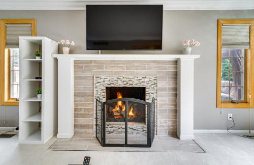 Sterling Heights Getaway with Fire Pit! - Foto 6