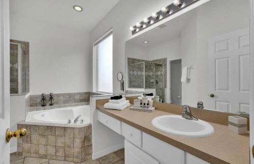 Large 6BR Themed Family Villa Near Disney world - Foto 33