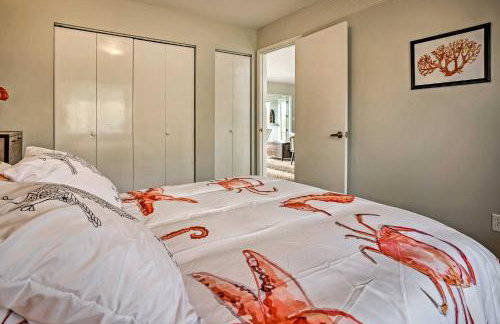 Chic Coos Bay Home with Pacific Ocean Views! - Foto 22