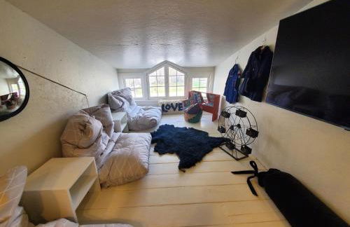 127 Hwy 71 Main House - Photo 38