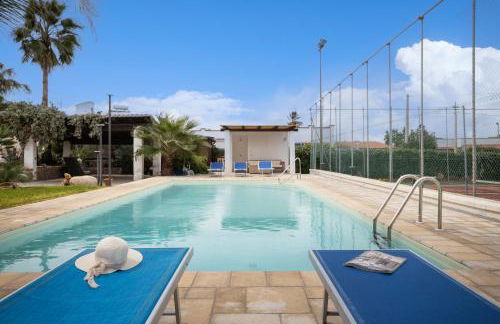 Villa a 300 Mt. dal Mare (Magaggiari) con campo da tennis - Foto 5