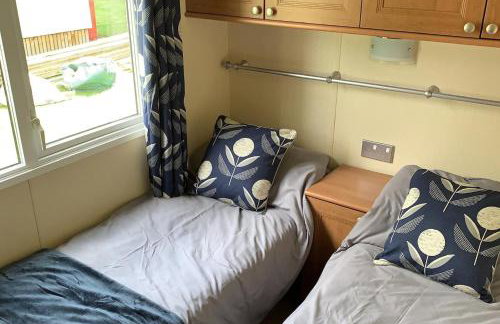 2 Bed Caravan - Sleeps 6 - Pets - River Teviot - Foto 3