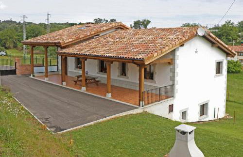 Los fresnos de ribadesella - Foto 1