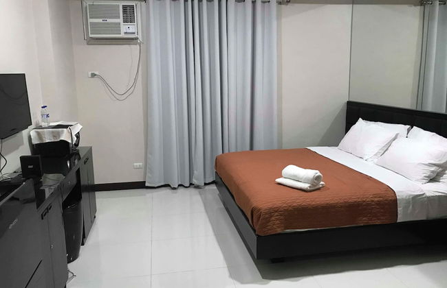 101 Newport Condo Across the Airport - Photo 17